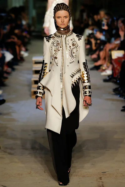 Look 42